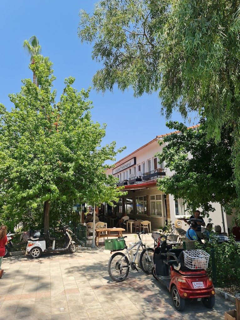 Köyceğiz Öğretmenevi ve Akşam Sanat Okulu - Fotoğraf 3