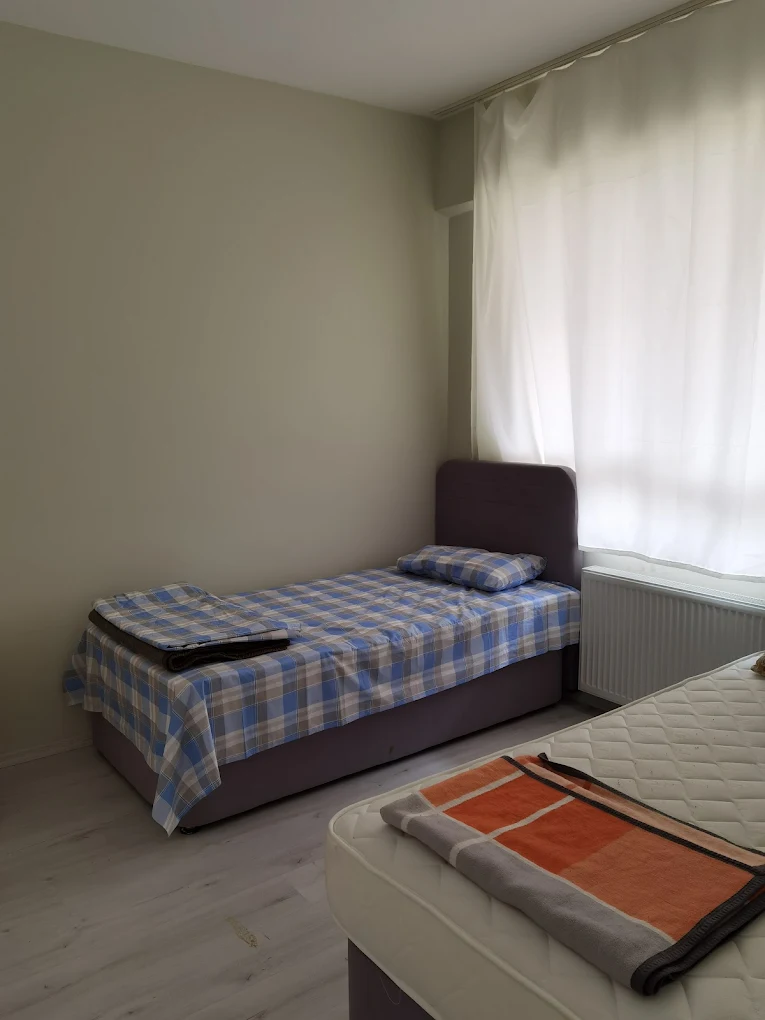 Bahçesaray Öğretmenevi ve Akşam Sanat Okulu - Fotoğraf 2