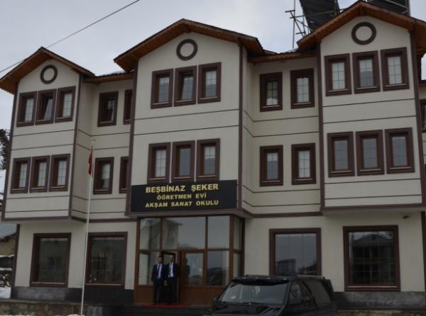 Şiran Beşbinaz ŞEKER Öğretmenevi ve Akşam Sanat Okulu - Fotoğraf 2