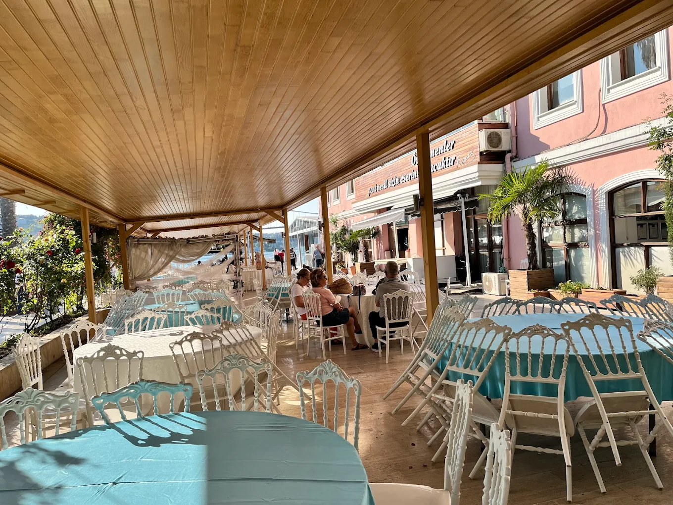 Beykoz Sabancı Öğretmenevi ve Akşam Akşam Sanat Okulu - Fotoğraf 2