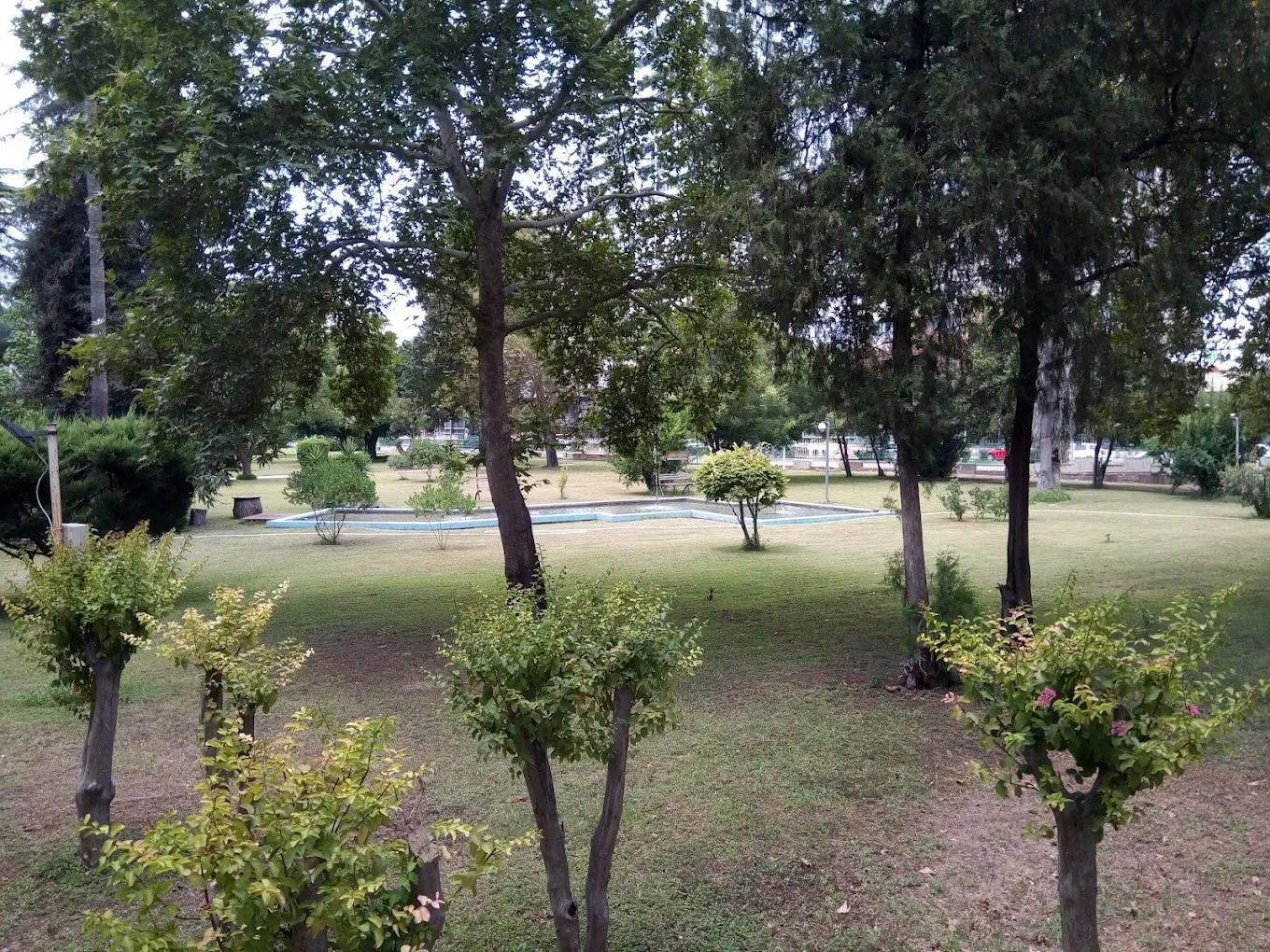 Adana DSİ 6. Bölge Müdürlüğü Misafirhanesi - Fotoğraf 3
