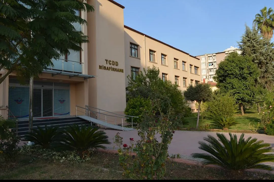 Adana TCDD Devlet Demiryolları 6.Bölge Müdürlüğü Misafirhanesi - Fotoğraf 2