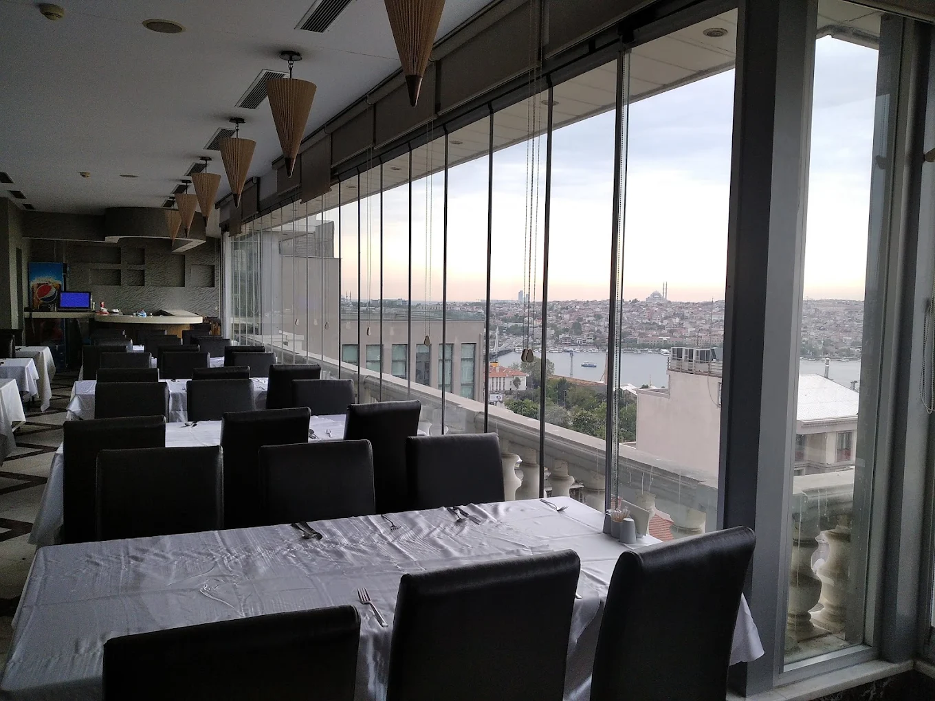 Beyoğlu Öğretmenevi ve Akşam Sanat Okulu - Fotoğraf 4