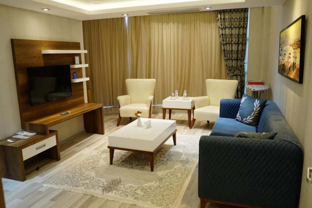 Adana Nezihe Yalvaç Otelcilik ve Turizm Meslek Lisesi Uygulama Oteli - Fotoğraf 3
