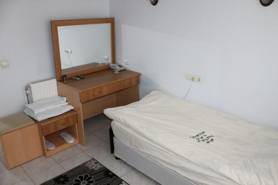 Elmalı Öğretmenevi ve Akşam Sanat Okulu - Fotoğraf 6