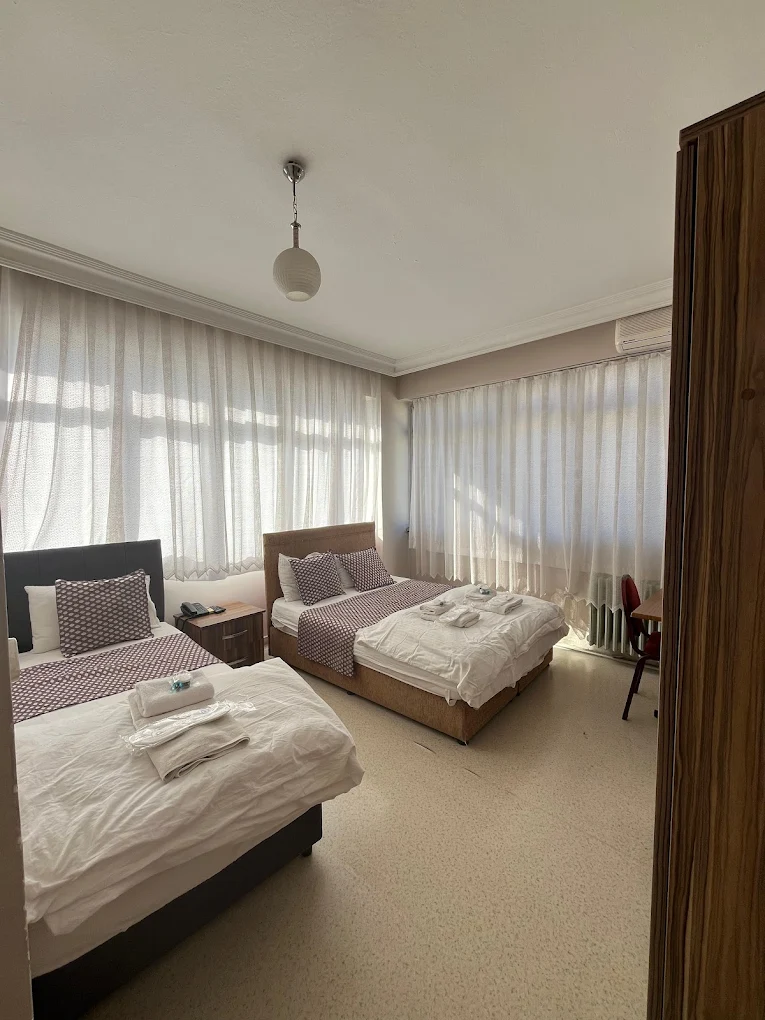 Balıkesir Karesibey Öğretmenevi ve Akşam Sanat Okulu Müdürlüğü - Fotoğraf 2