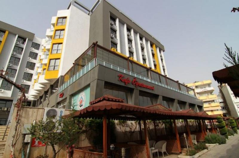 Mersin Suphi Öner Öğretmenevi ve Akşam Sanat Okulu - Fotoğraf 4