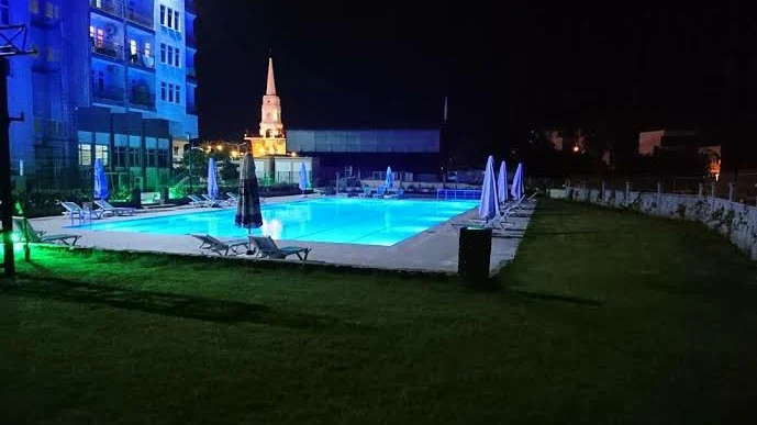 Kemer Mesleki ve Teknik Anadolu Lisesi Uygulama Oteli - Fotoğraf 2