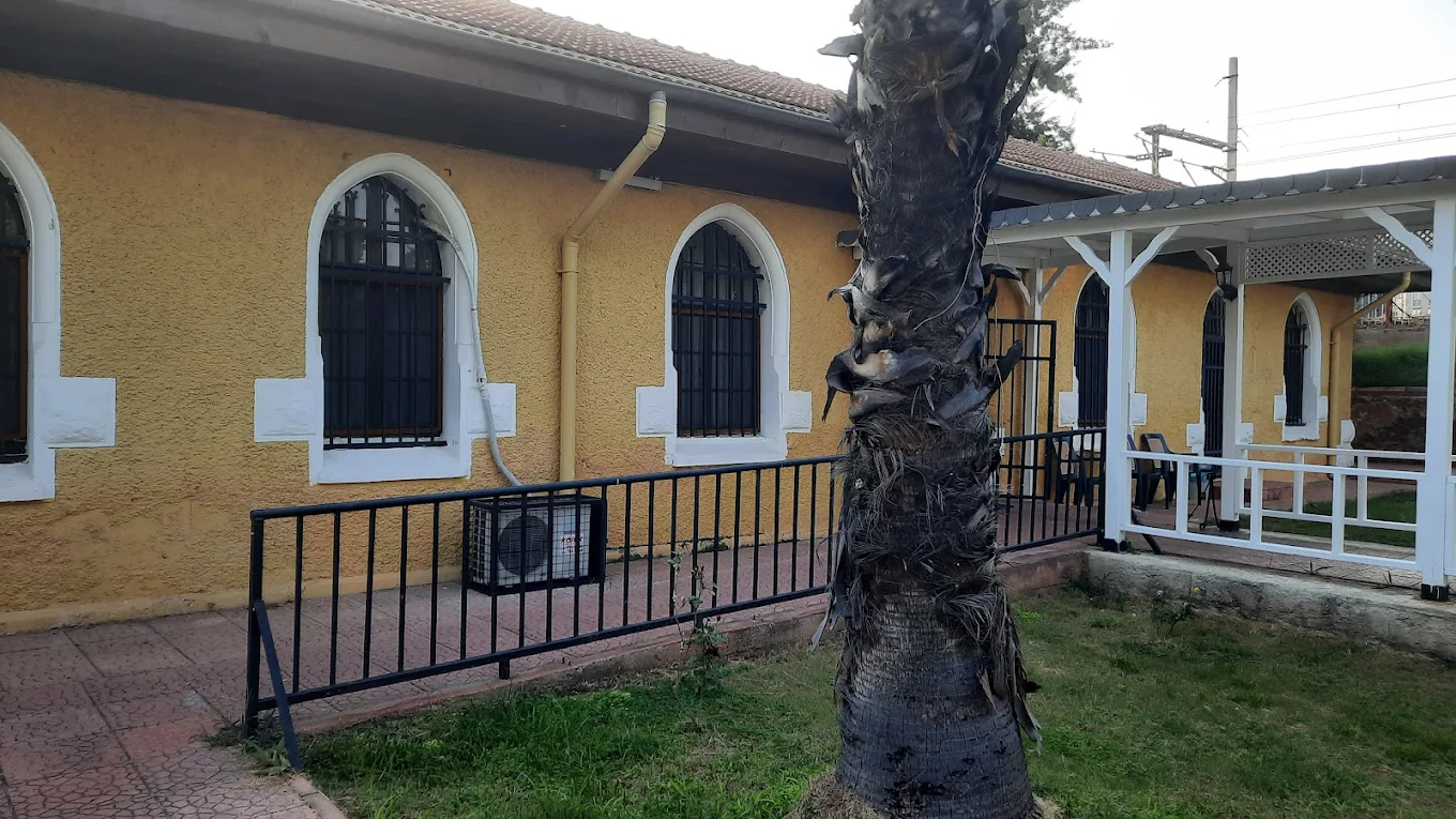Adana TCDD Devlet Demiryolları 6.Bölge Müdürlüğü Misafirhanesi - Fotoğraf 4