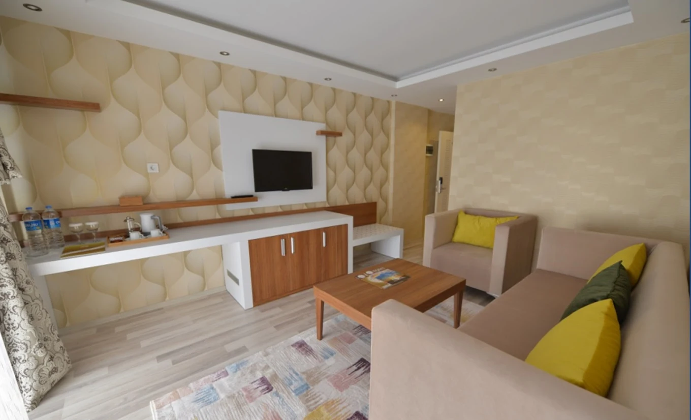 Antalya Öğretmenevi ve Akşam Sanat Okulu - Fotoğraf 10