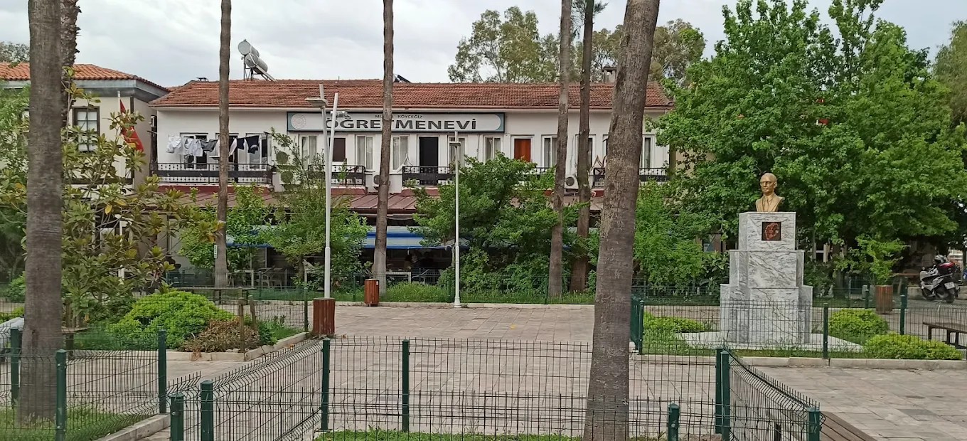Köyceğiz Öğretmenevi ve Akşam Sanat Okulu - Fotoğraf 2