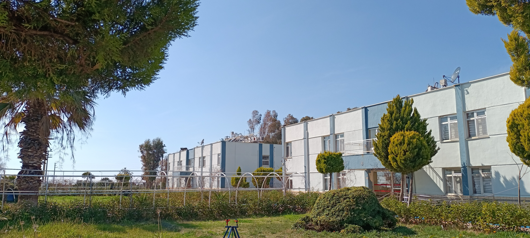 Dokuz Eylül Üniversitesi Seferihisar Öğrenci Eğitim ve Dinlenme Tesisleri - Fotoğraf 3