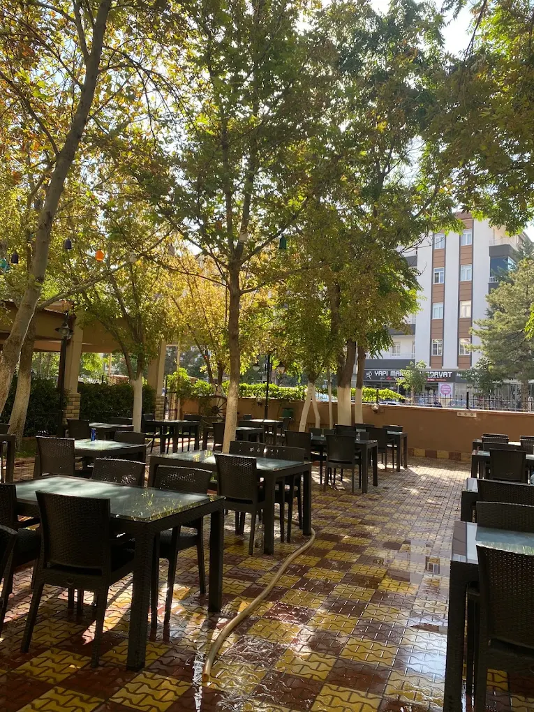Aksaray Öğretmenevi ve Akşam Sanat Okulu - Fotoğraf 10
