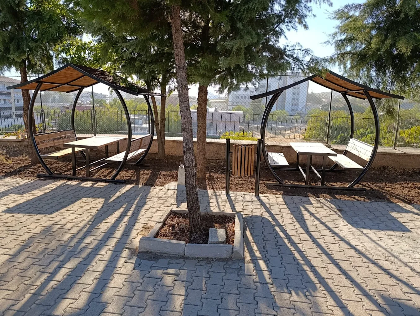 Dicle Öğretmenevi ve Akşam Sanat okulu - Fotoğraf 4