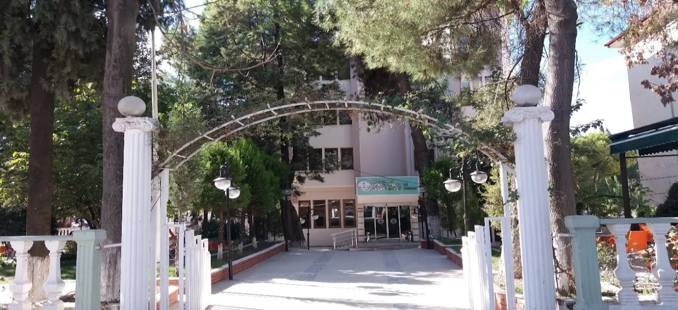 Menteşe Öğretmenevi ve Akşam Sanat Okulu - Fotoğraf 2