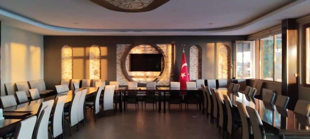 Sivrice Öğretmenevi ve Akşam Sanat Okulu - Fotoğraf 2