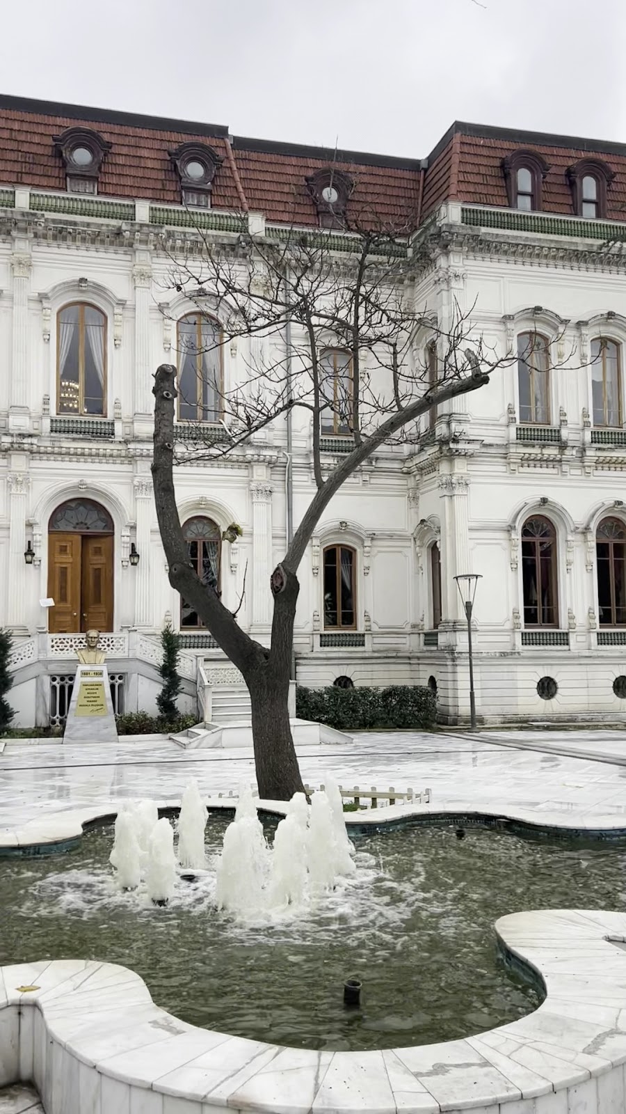 Üsküdar Adile Sultan Kasrı Öğretmenevi ve Akşam Sanat Okulu - Fotoğraf 4