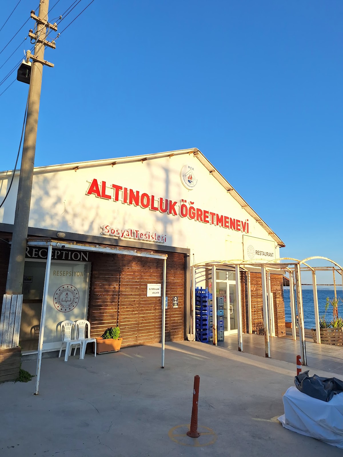 Edremit Altınoluk Öğretmenevi ve Akşam Sanat Okulu - Fotoğraf 4