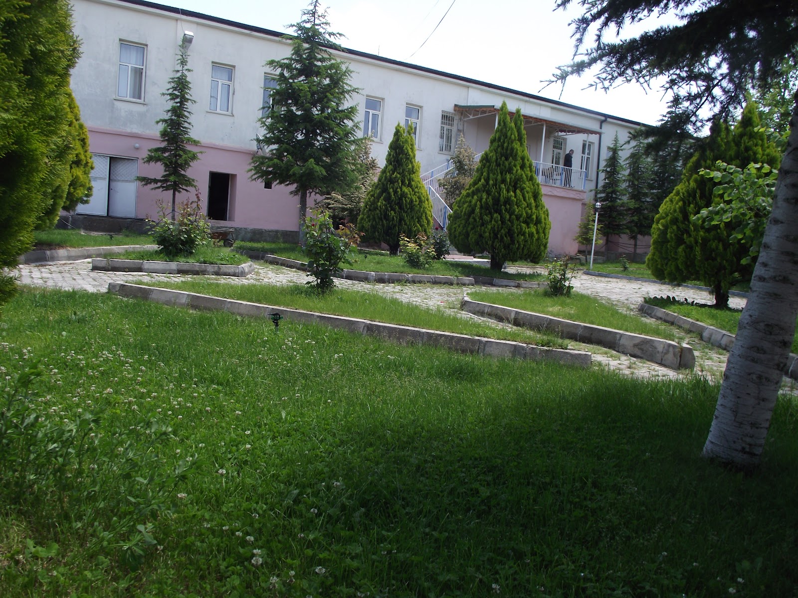 Altunhisar Öğretmenevi ve Akşam Sanat Okulu - Fotoğraf 3