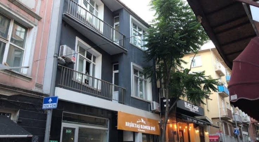Beşiktaş Öğretmenler Lokali ve Öğretmenevi - Fotoğraf 4