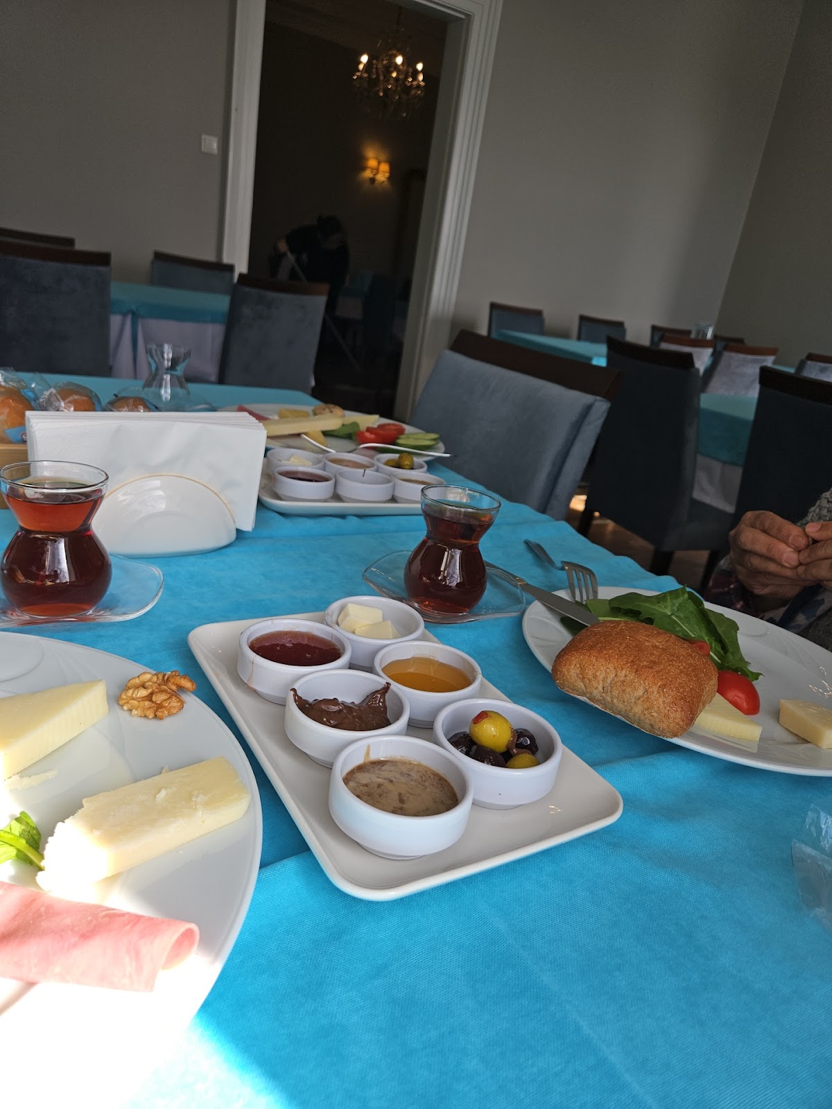 Boğaziçi Üniversitesi Kennedy Lodge Misafirhanesi - Fotoğraf 5