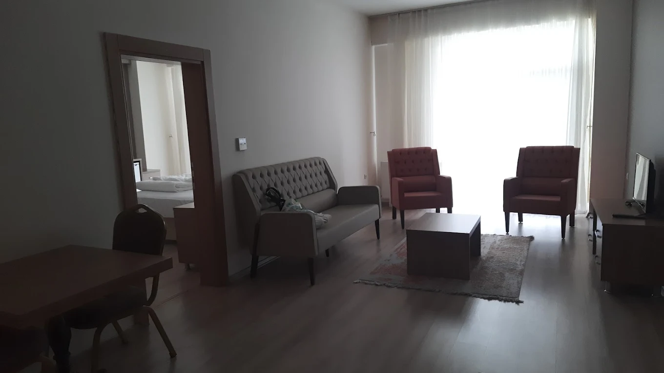 Ağın Yusuf Karabatak Öğretmenevi ve Akşam Sanat Okulu - Fotoğraf 4