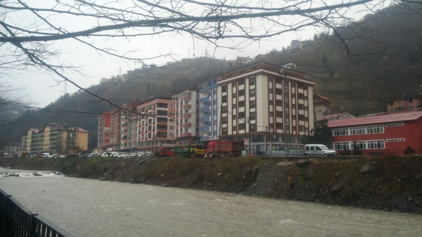 Çaykara Öğretmenevi ve Akşam Sanat Okulu - Fotoğraf 2
