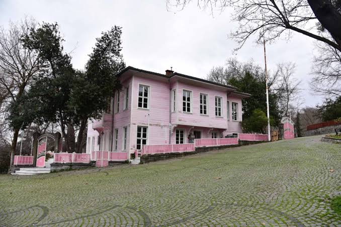 İBB Pembe Köşk Sosyal Tesisi - Fotoğraf 5