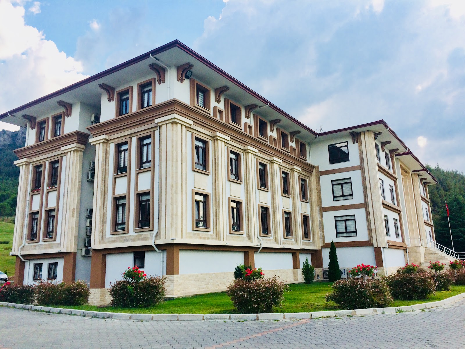 Denizli Orman Bölge Müdürlüğü Misafirhanesi - Fotoğraf 3