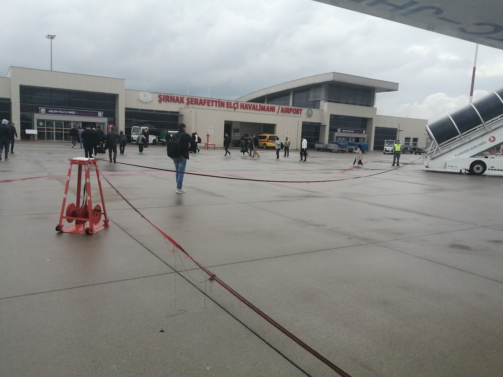 DHMİ Şırnak Şerafettin Elçi Havalimanı Misafirhanesi - Fotoğraf 4