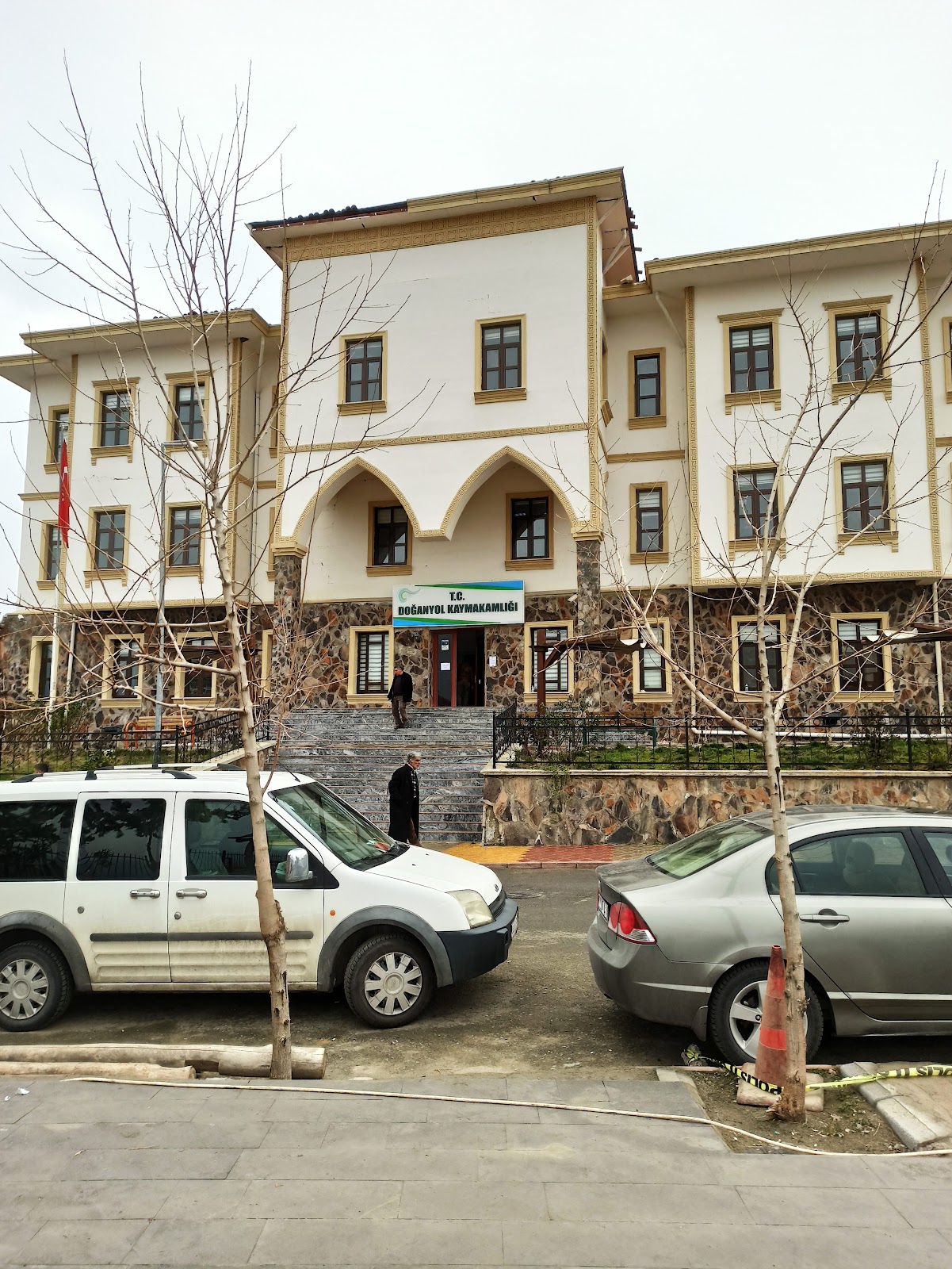 Doğanyol Tanrıverdi Öğretmenevi ve Akşam Sanat Okulu - Fotoğraf 3