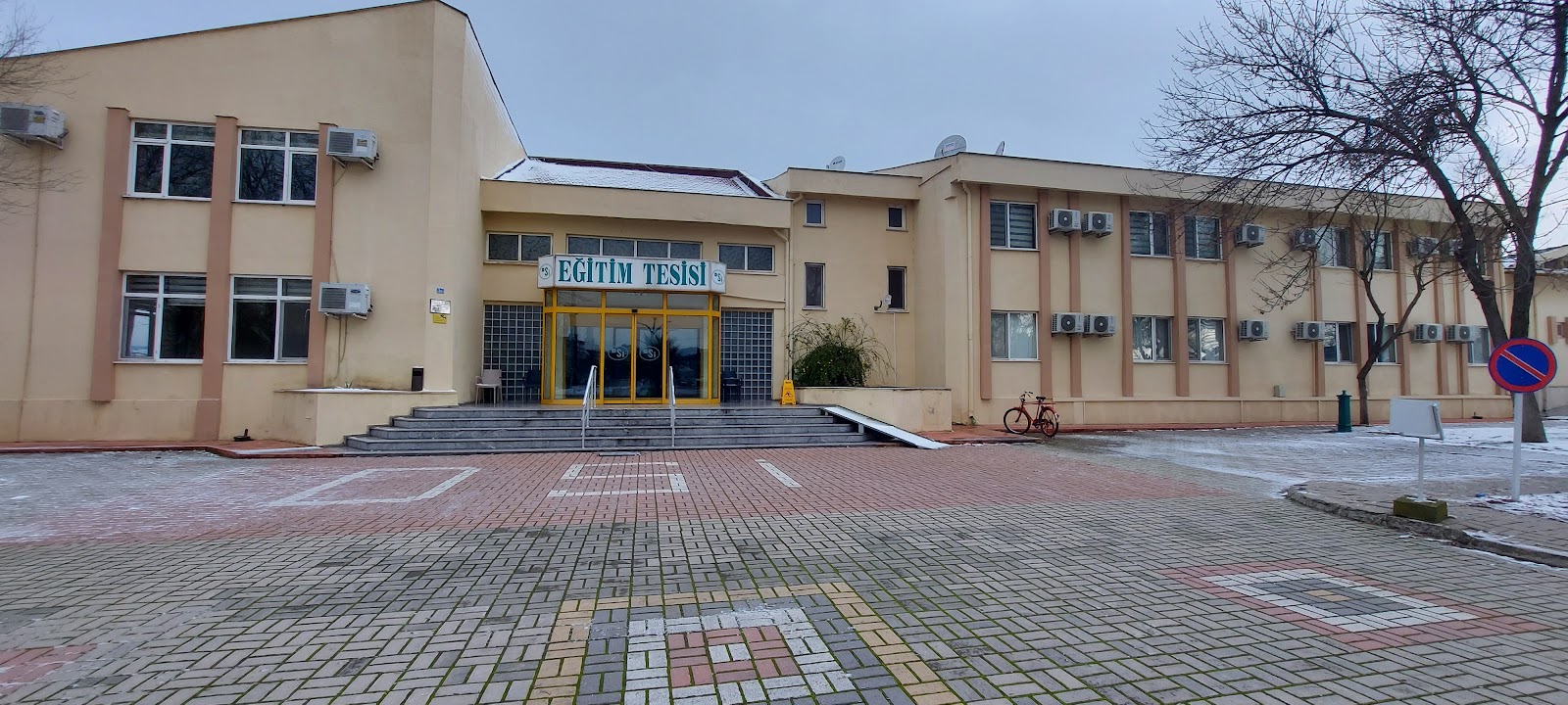 DSİ Gönen-Biga Misafirhanesi - Fotoğraf 5