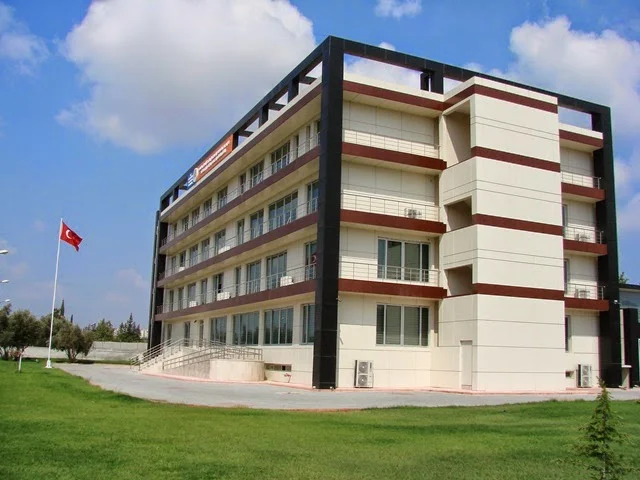 Adana TAYEM Tarımsal Yayım ve Hizmetiçi Eğitim Merkezi Misafirhanesi - Fotoğraf 6