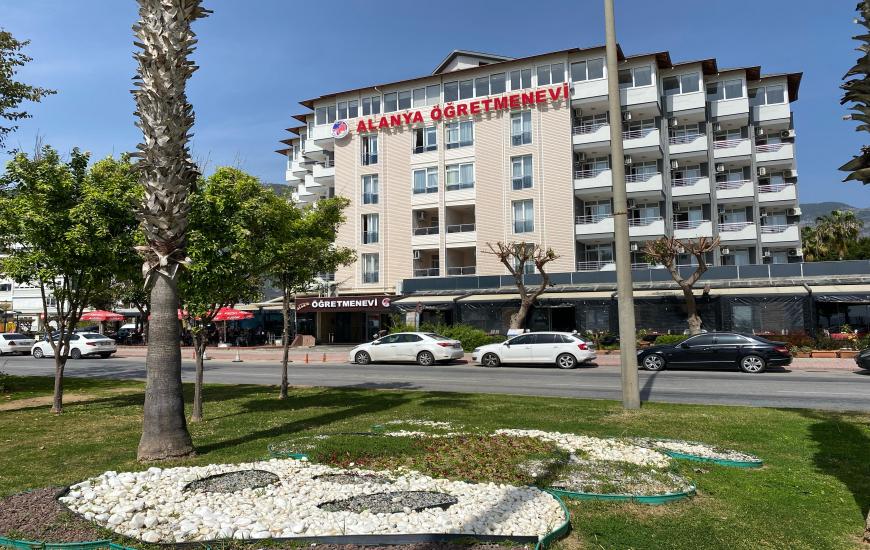 Elmadağ Öğretmenevi ve Akşam Sanat Okulu - Fotoğraf 3