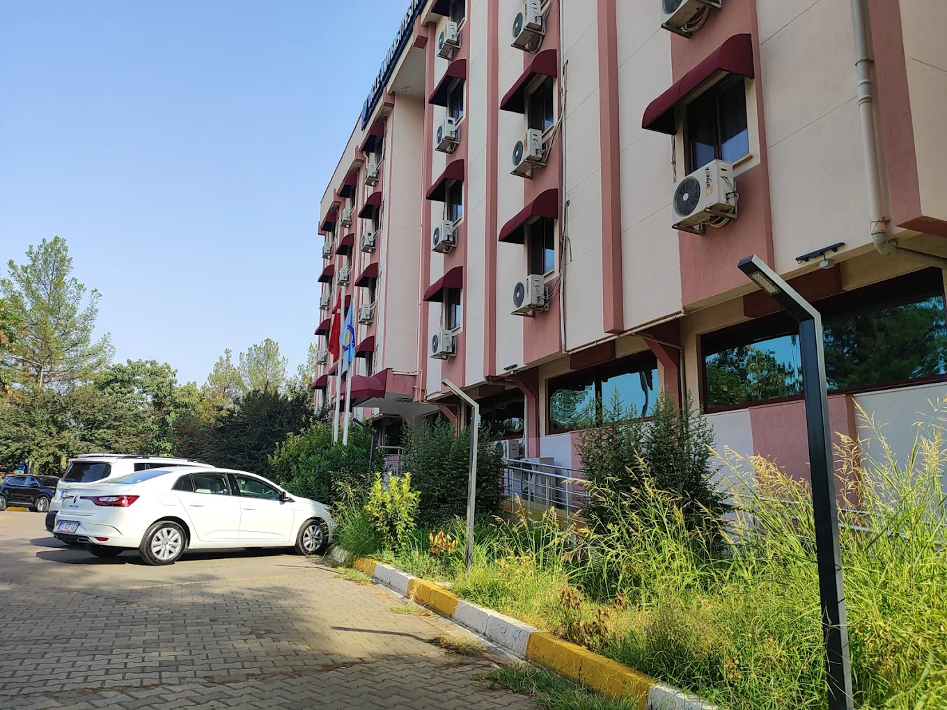 Dicle Üniversitesi Konukevi - Fotoğraf 3