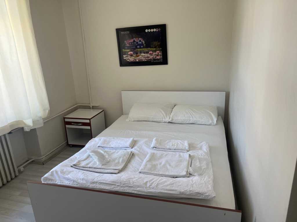 Şuhut Öğretmenevi ve Akşam Sanat Okulu - Fotoğraf 2