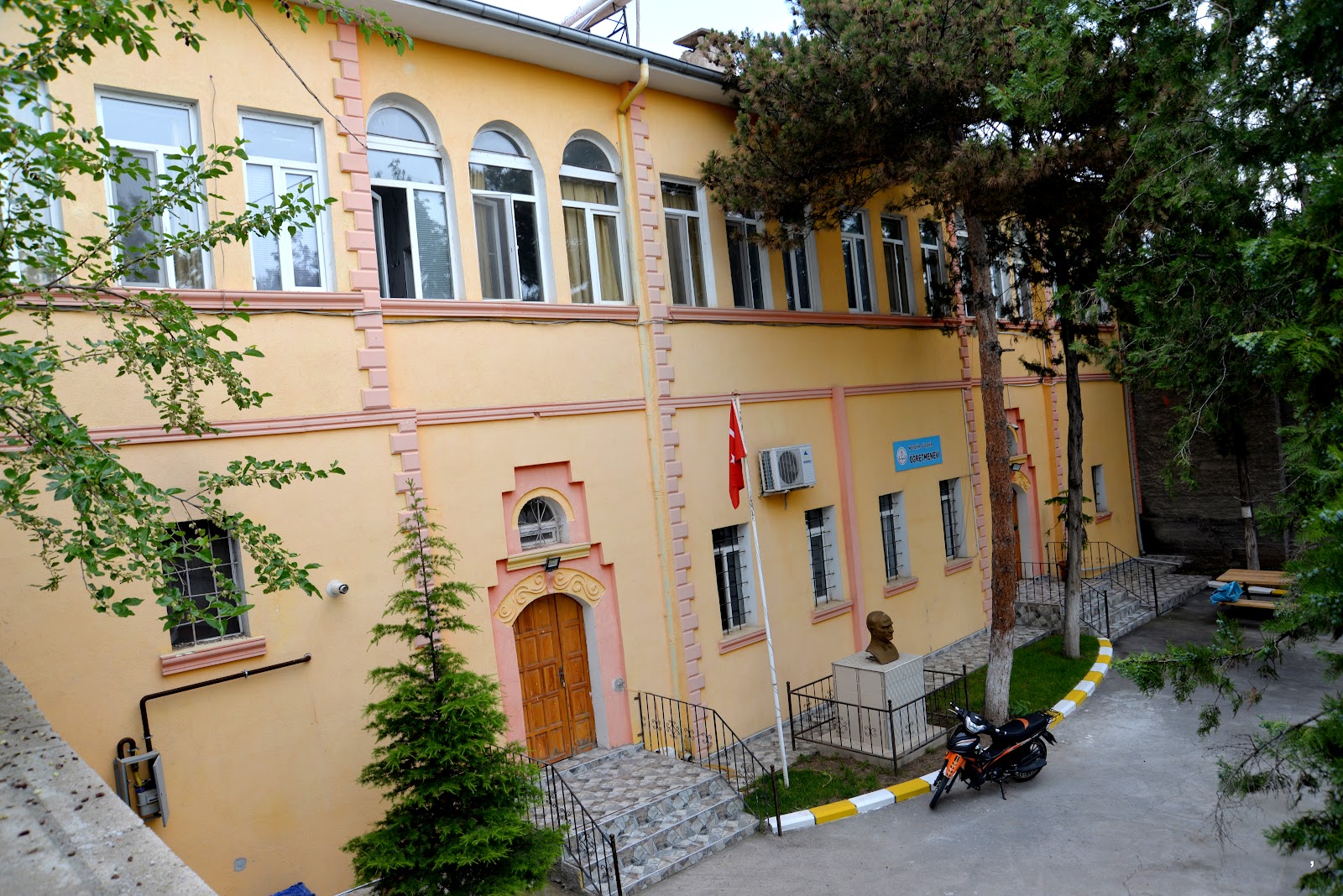 Gülşehir Öğretmenevi ve Akşam Sanat Okulu Müdürlüğü - Fotoğraf 4