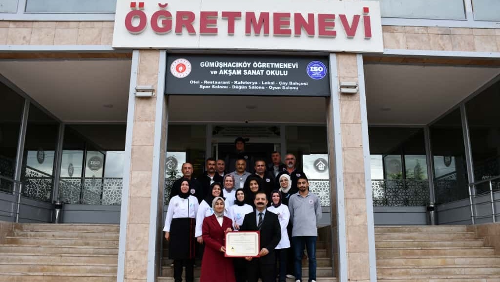 Gümüşhacıköy Öğretmenevi ve Akşam Sanat Okulu - Fotoğraf 5