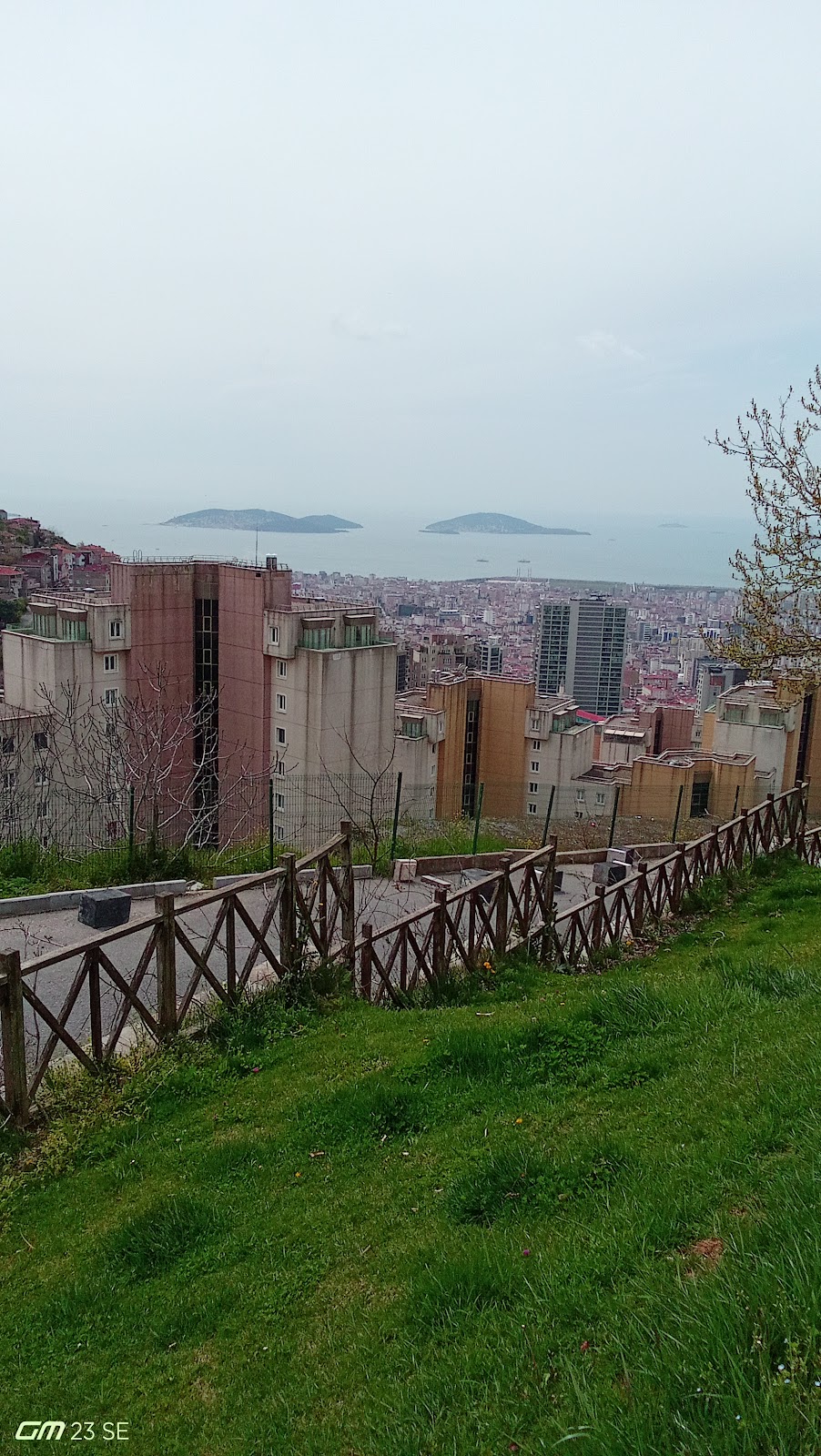 İBB Safa Tepesi Sosyal Tesisi - Fotoğraf 2
