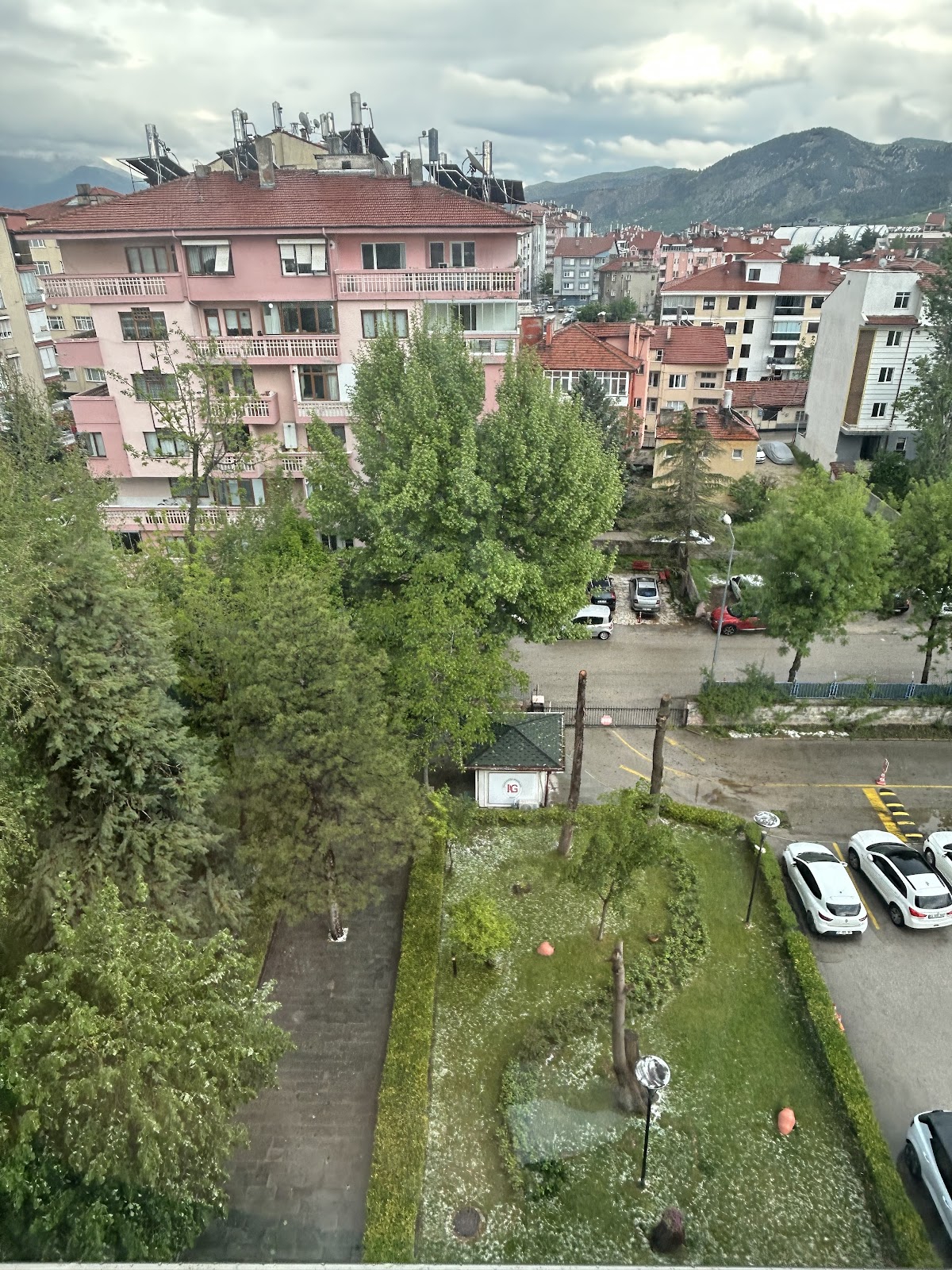 Isparta Askeri Gazinosu - Fotoğraf 5