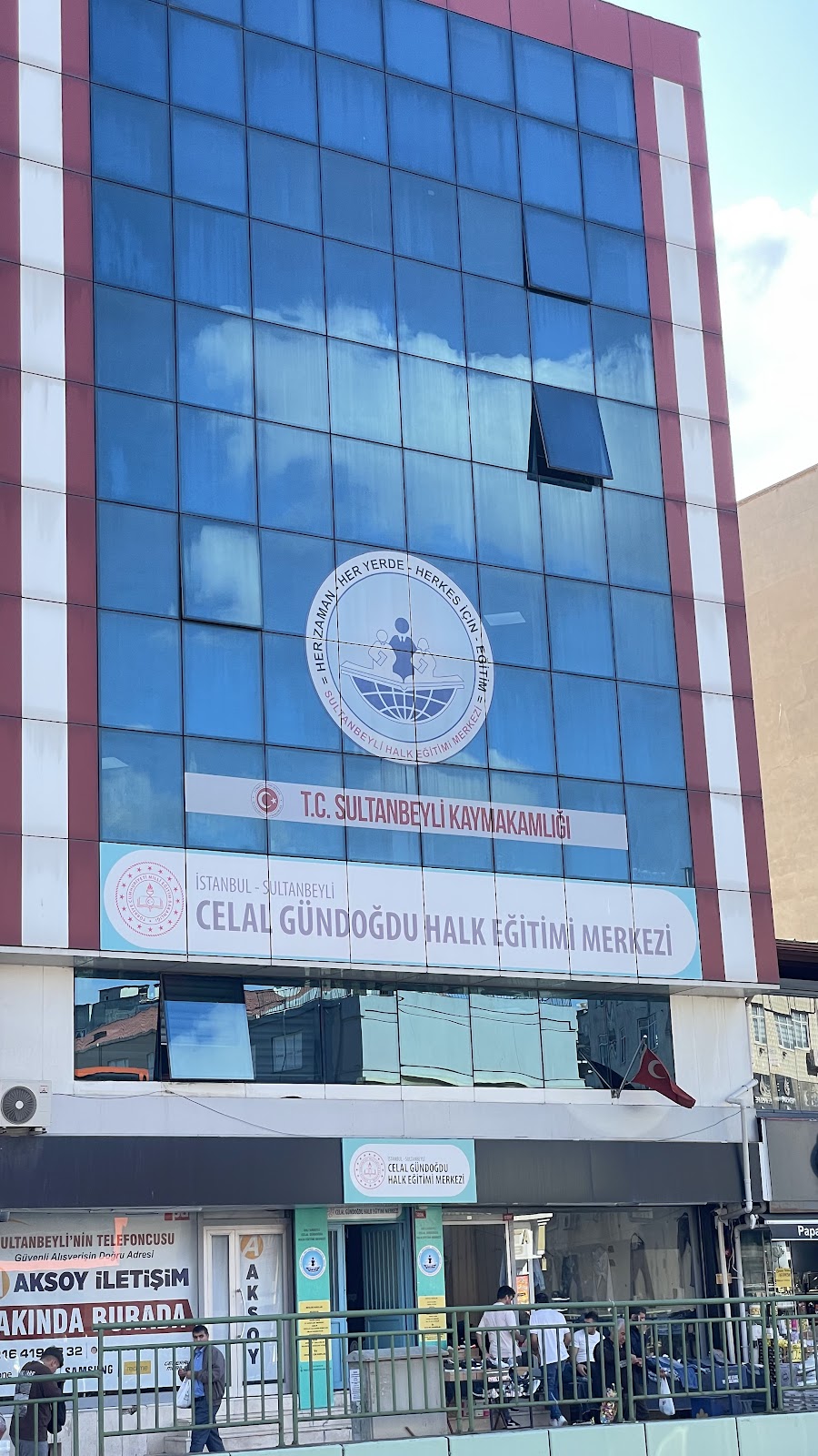 Sultanbeyli Öğretmen Lokali - Fotoğraf 2