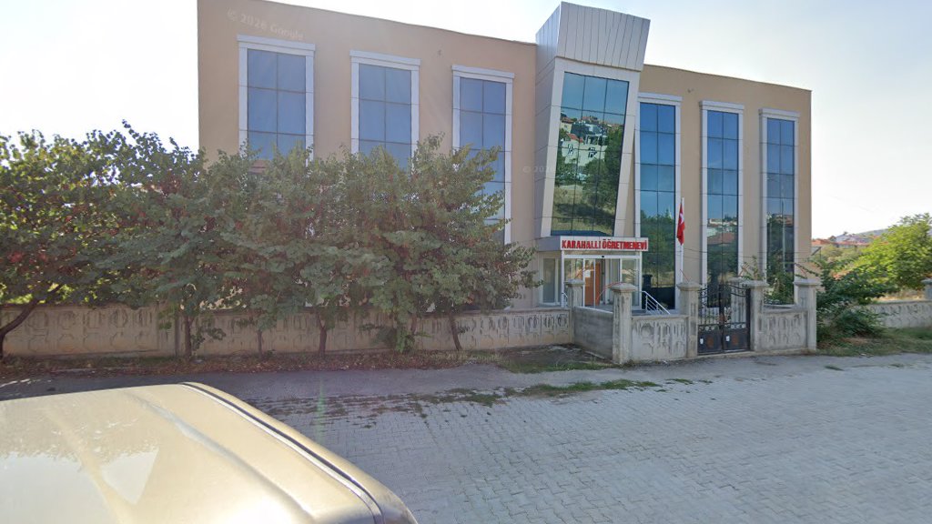 Karahallı Öğretmenevi - Fotoğraf 2