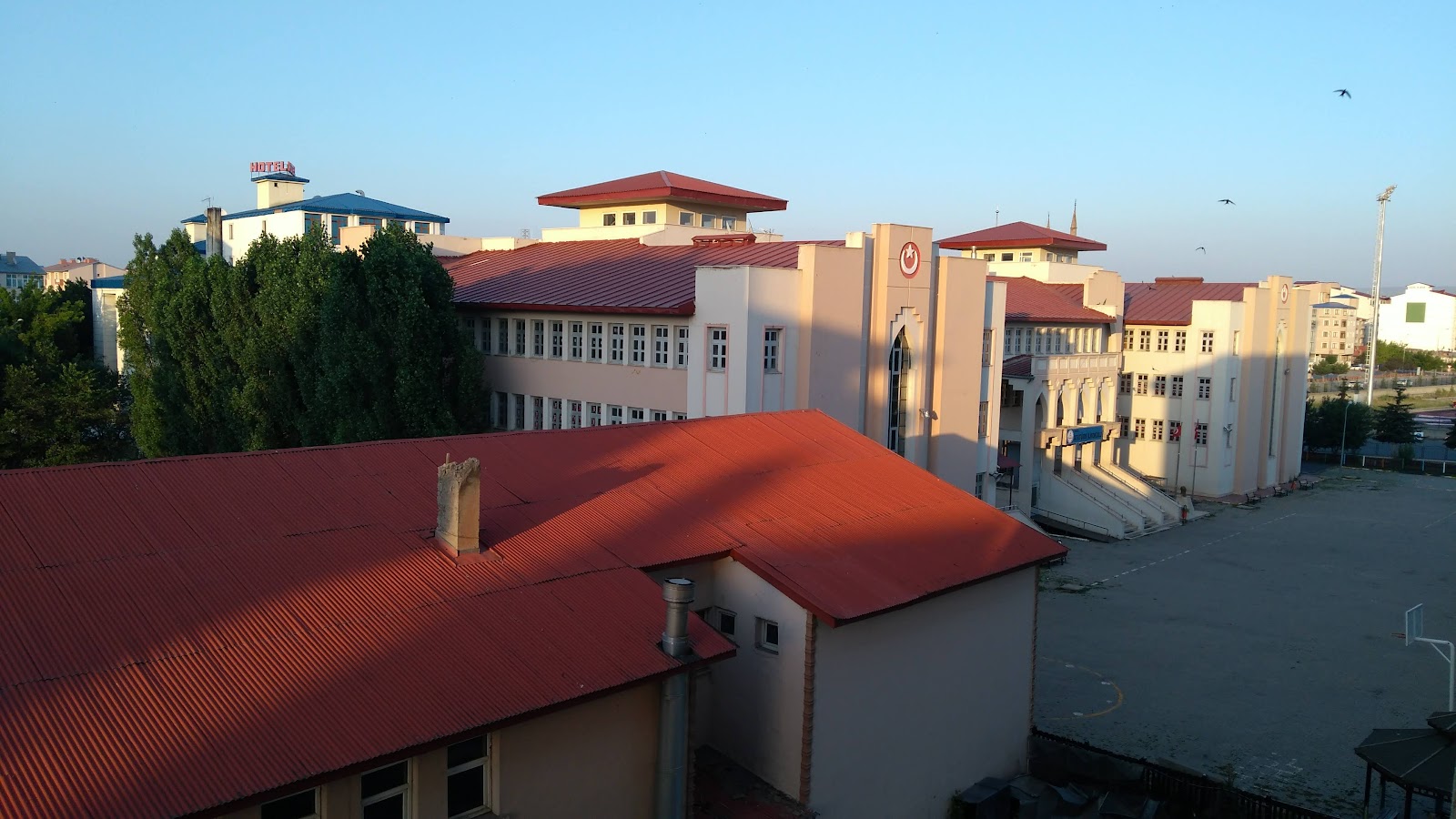 Kars Öğretmenevi ve Akşam Sanat Okulu - Fotoğraf 2