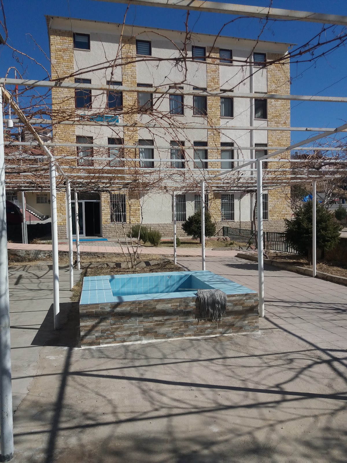 Keban Öğretmenevi ve Akşam Sanat Okulu - Fotoğraf 5
