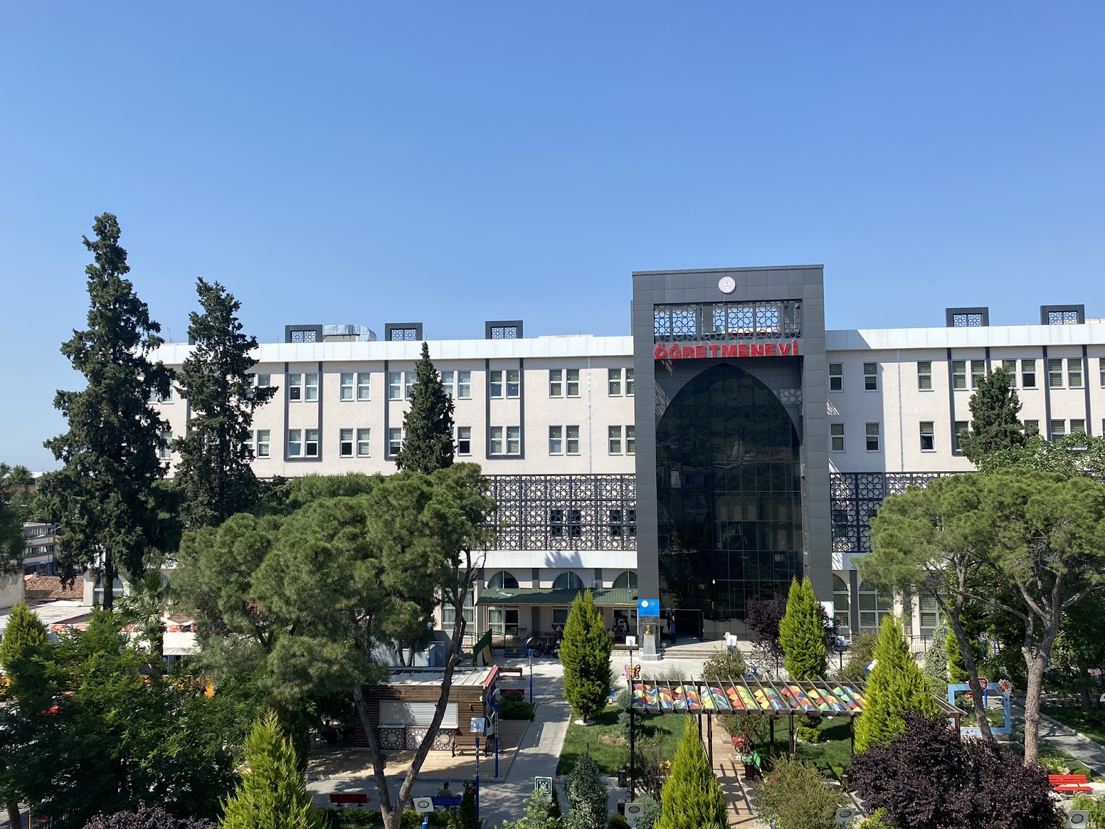 Kınık Öğretmenevi ve Akşam Sanat Okulu - Fotoğraf 4