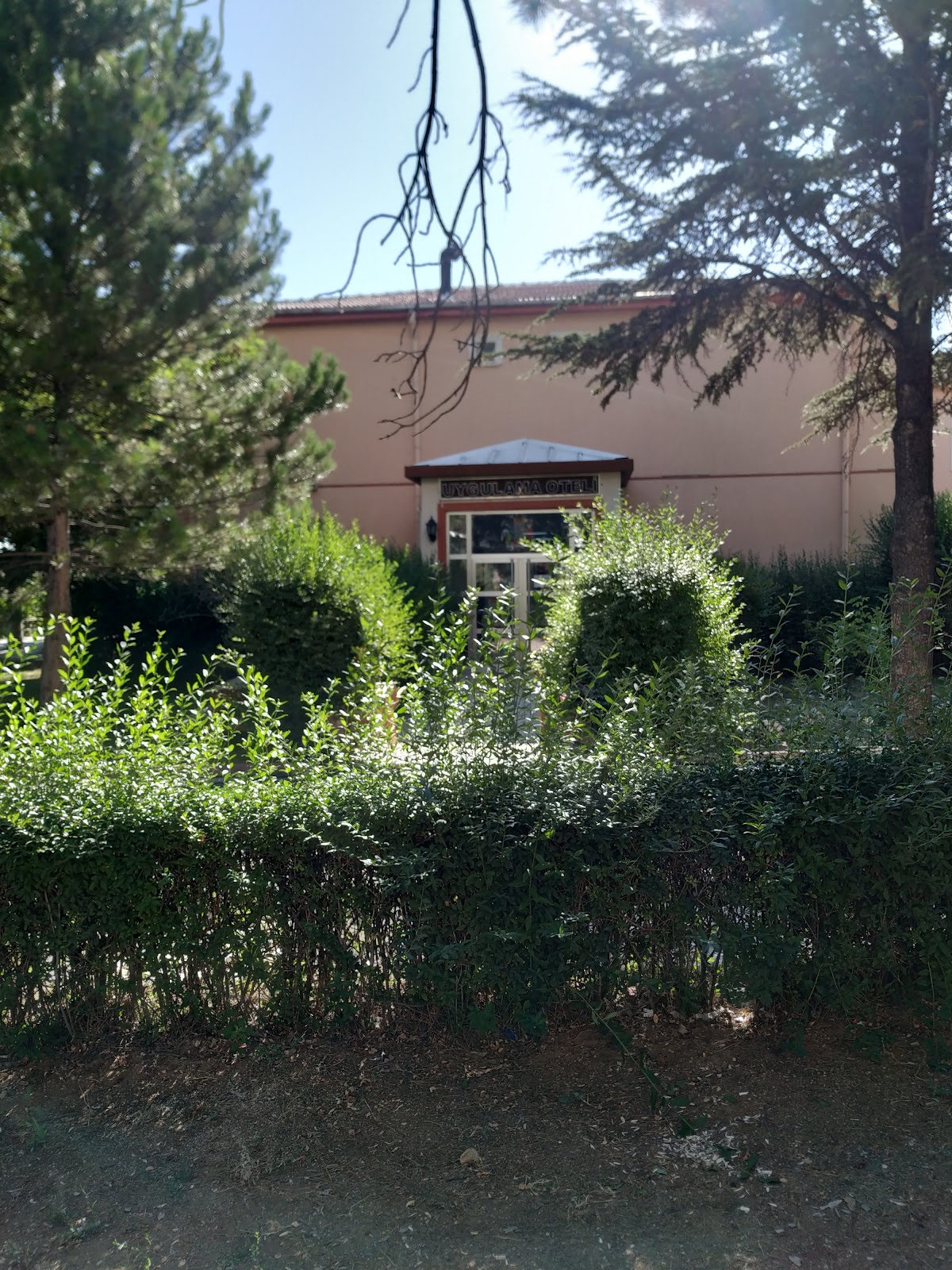 KMÜ Uygulama Oteli - Fotoğraf 2