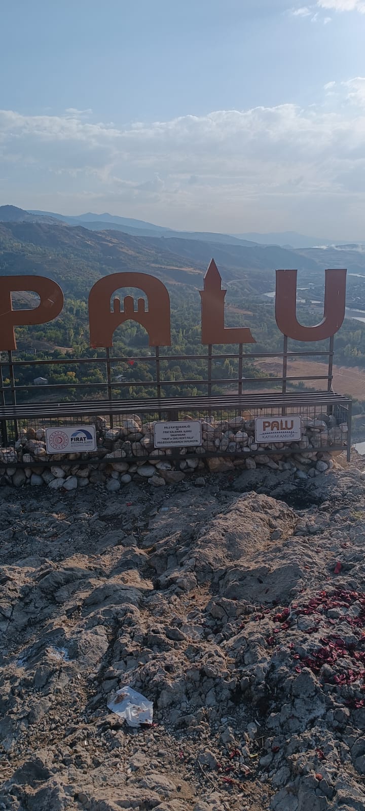 Kovancılar Öğretmenevi ve Akşam Sanat Okulu. - Fotoğraf 2