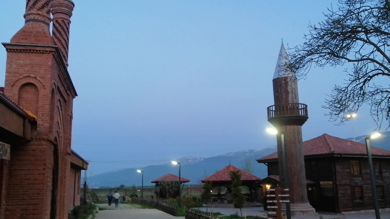 Ladik Öğretmenevi ve Akşam Sanat Okulu - Fotoğraf 5