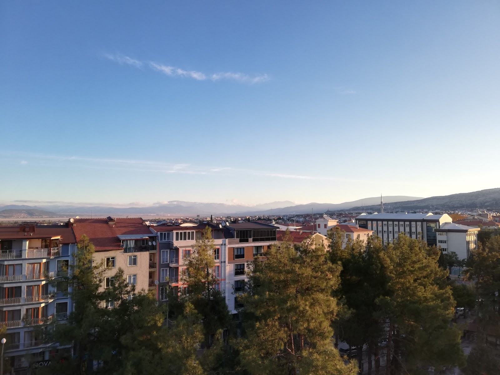 Burdur Merkez Mehmet Akif Ersoy Öğretmenevi ve Akşam Sanat Okulu Müdürlüğü - Fotoğraf 3