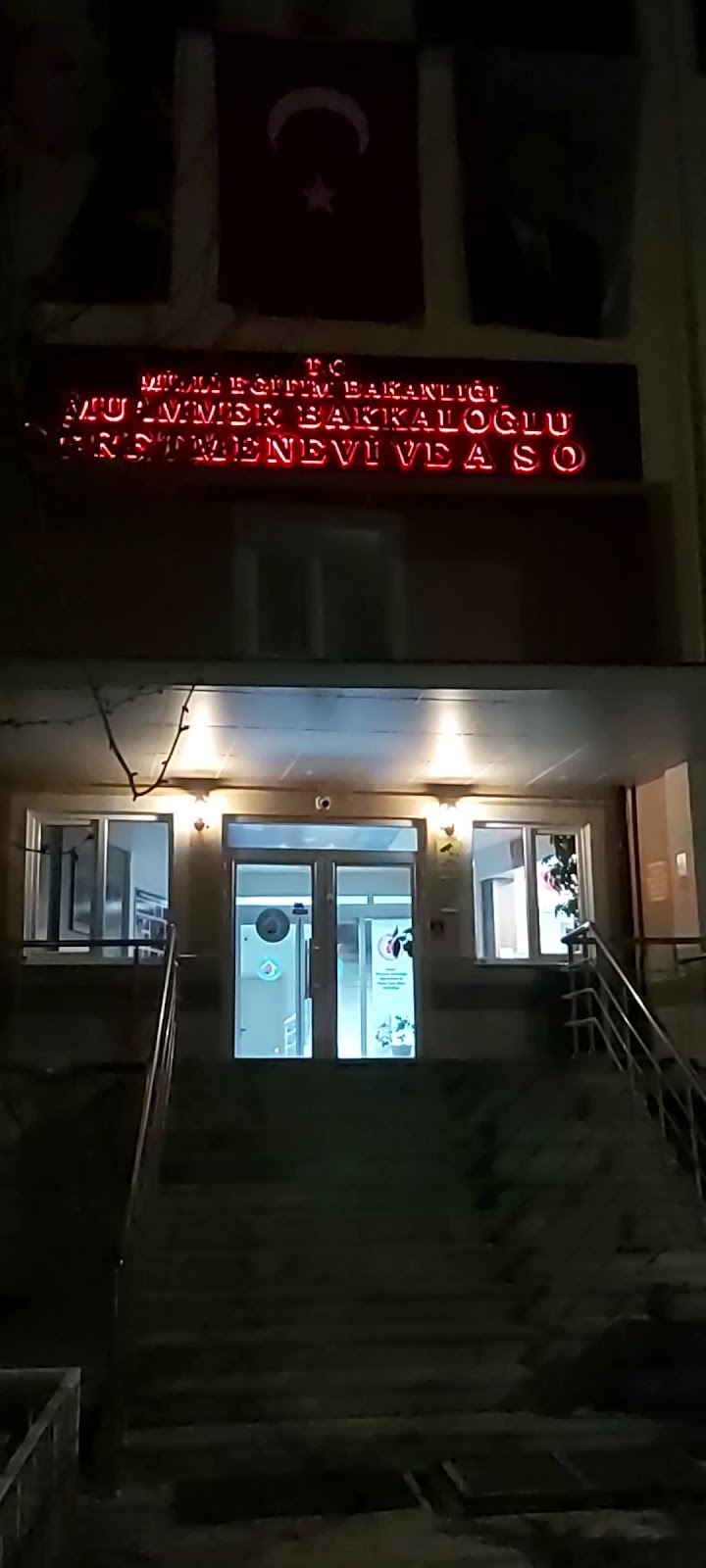Develi Muammer Bakkaloğlu Öğretmenevi ve Akşam Sanat Okulu - Fotoğraf 4